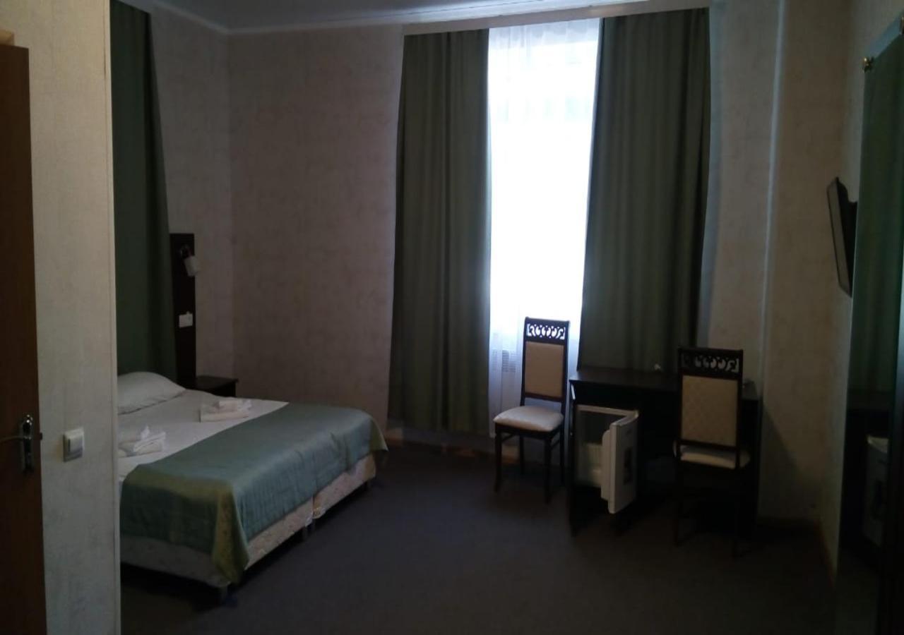 "Алмаз" Hotell Tuapse Exteriör bild